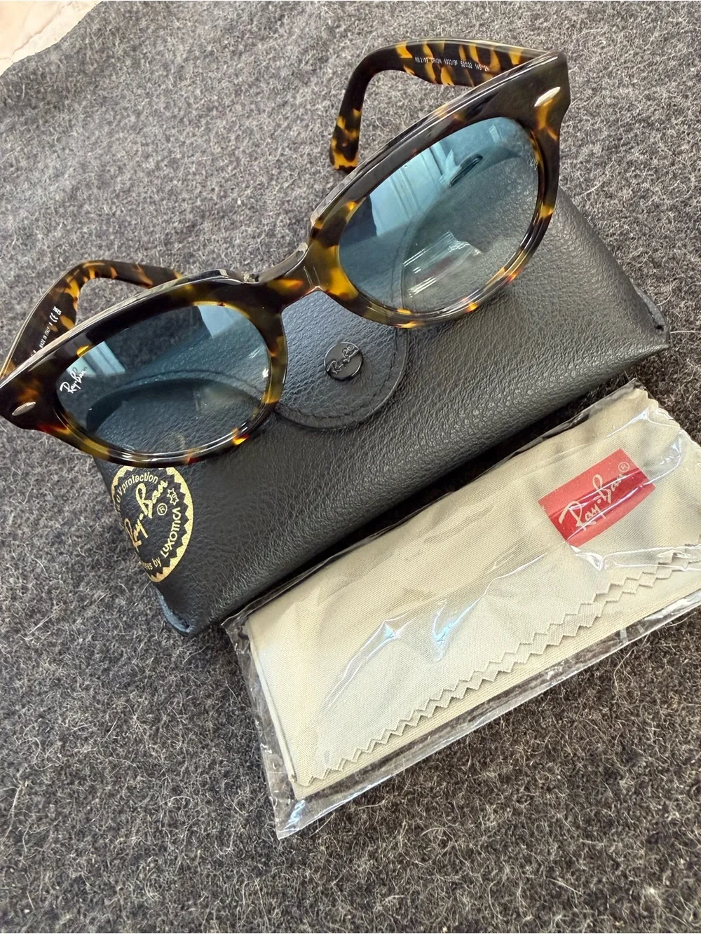 Ray-Ban women’s ray